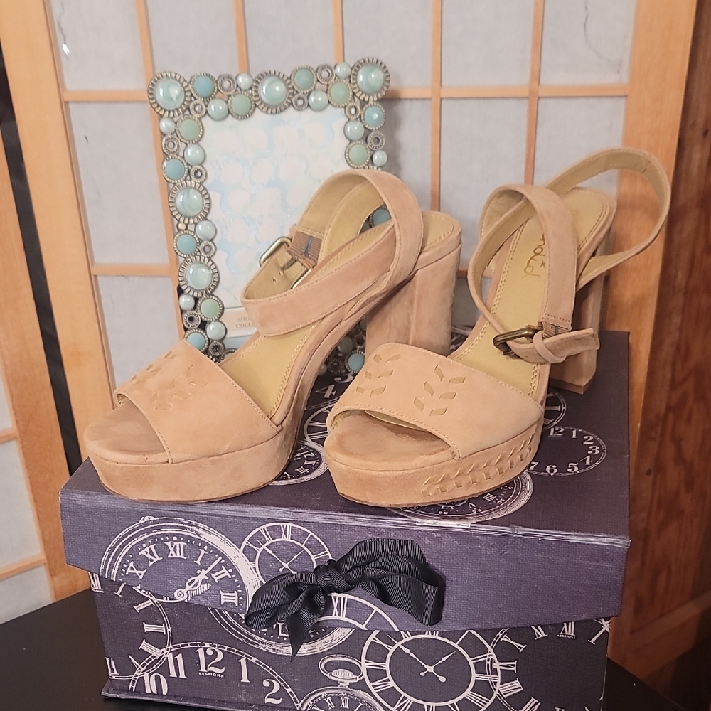 SPLENDID Neesha Block Heel Sandals